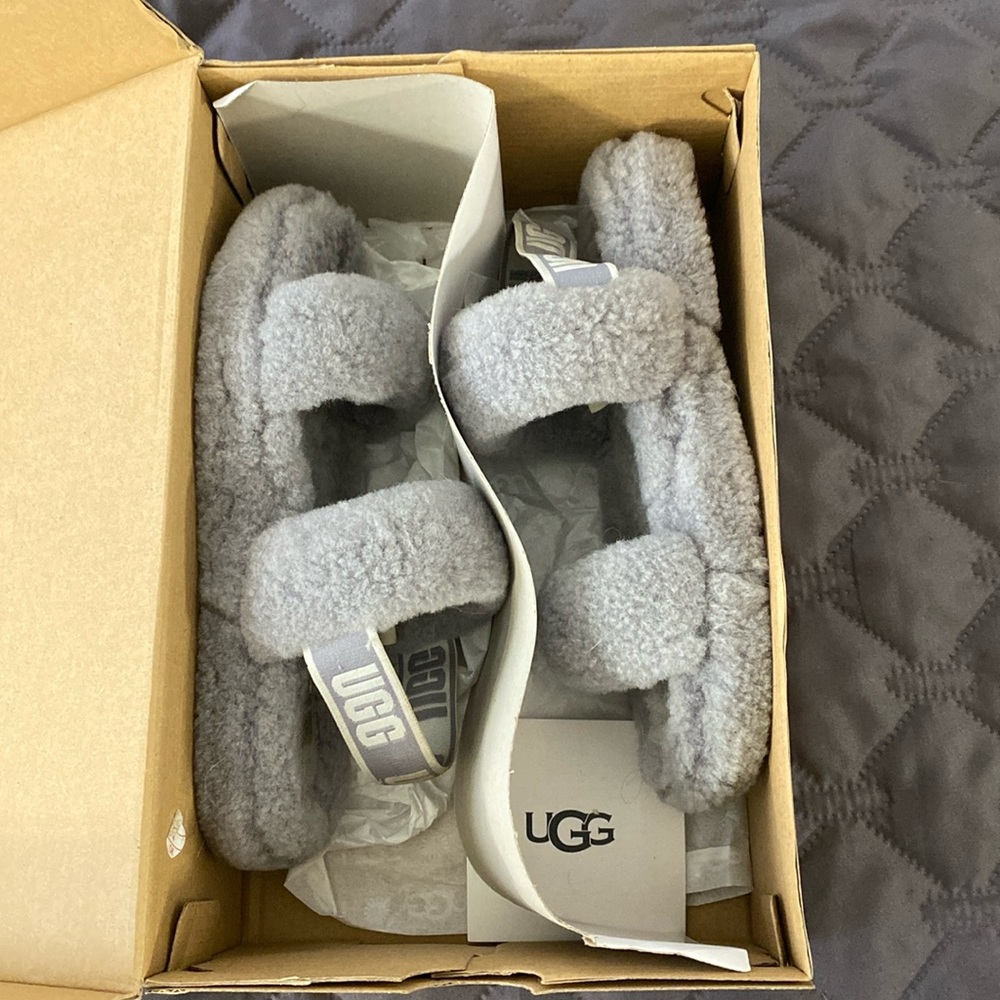 UGG Kids Gray Oh Yeah Slides Size 3